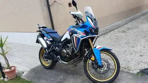Honda Africa Twin CRF 1000L (2018 - 19)  (3)