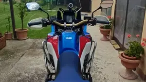Honda Africa Twin CRF 1000L (2018 - 19)  (14)