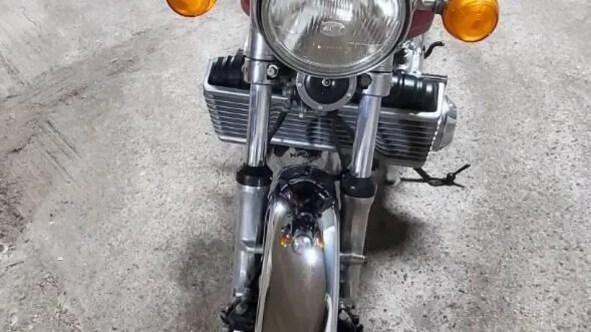 Suzuki   (15)