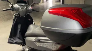 Kymco People 300i GT ABS (2010 - 17)  (4)