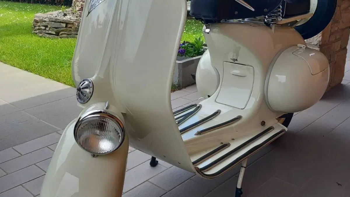 Piaggio   (2)