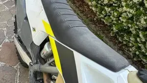 Husqvarna FE 350 (2022)  (6)