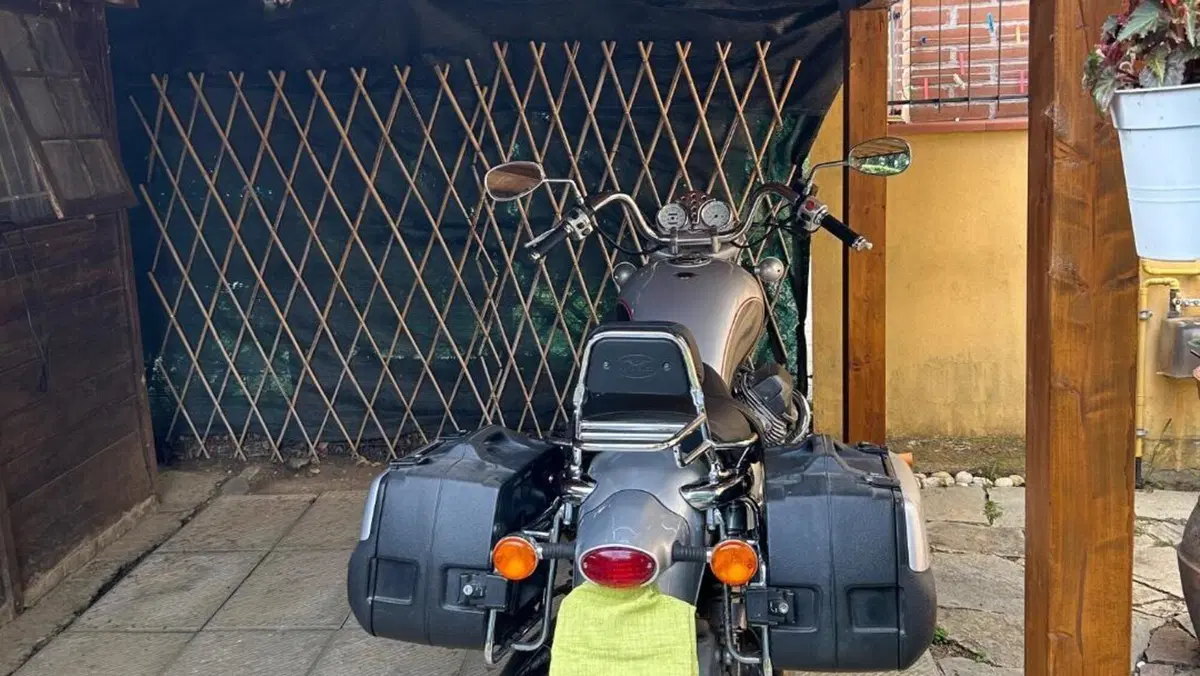 Moto Guzzi California EV Touring (2002 - 06)  (3)