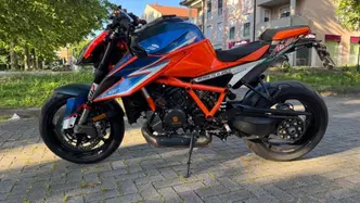 KTM 1290 Super Duke R (2021) usata