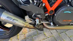 KTM 1290 Super Duke R (2021)  (5)