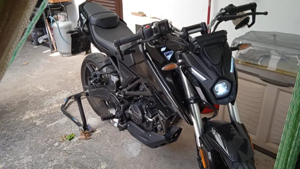 Voge Brivido 125R (2023 - 26)  (4)