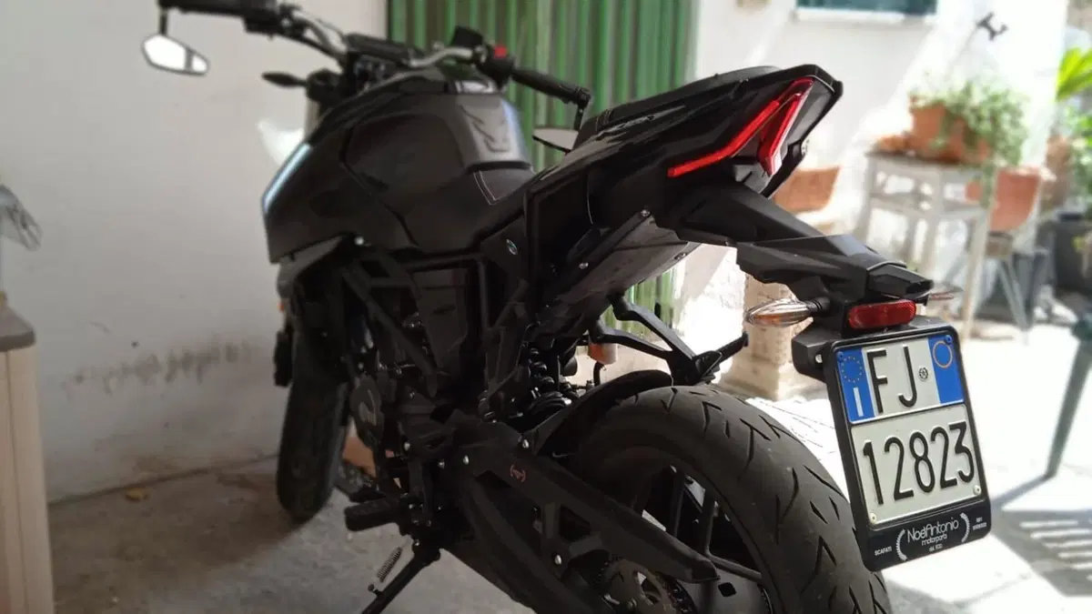 Voge Brivido 125R (2023 - 26)  (5)