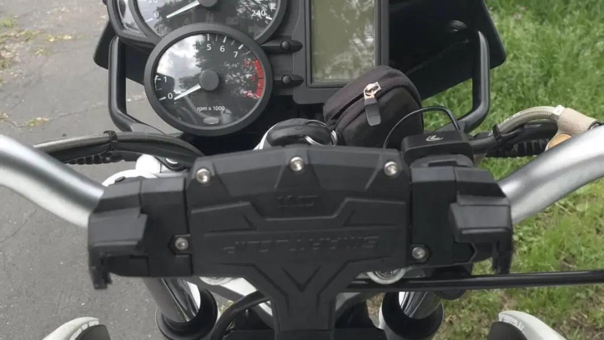 Bmw R 1200 R (2006 - 11)  (4)