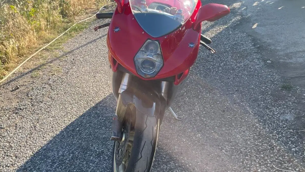 MV Agusta F4 750 S 1+1 (2003 - 06)  (2)