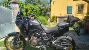 Honda Africa Twin CRF 1000L (2018 - 19)  (3)