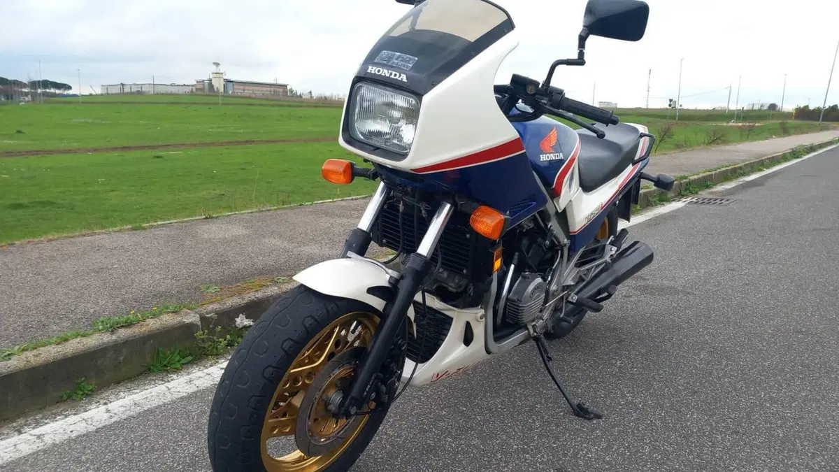 Honda   (3)