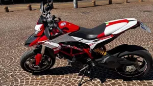 Ducati Hypermotard 821 SP (2013 - 15)  (13)