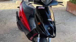 Malaguti F12 Phantom 50 R Air Cooled (2008 -10)  (2)