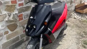 Malaguti F12 Phantom 50 R Air Cooled (2008 -10)  (4)