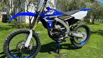 Yamaha YZ 250 F (2018) usata