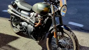 Triumph Street Scrambler 900 (2021 - 22) 