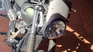 Triumph Street Scrambler 900 (2021 - 22)  (3)