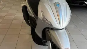 Piaggio Beverly 300 S i.e. ABS-ASR (2016 - 20) 