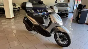 Piaggio Beverly 300 S i.e. ABS-ASR (2016 - 20)  (6)