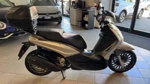 Piaggio Beverly 300 S i.e. ABS-ASR (2016 - 20)  (7)