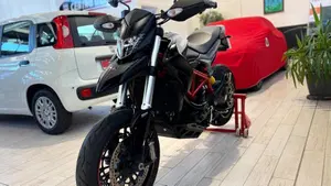 Ducati Hypermotard 821 (2013 - 15)  (9)