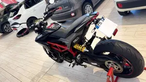 Ducati Hypermotard 821 (2013 - 15)  (11)