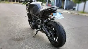 Yamaha MT-09 (2017 - 20)  (4)