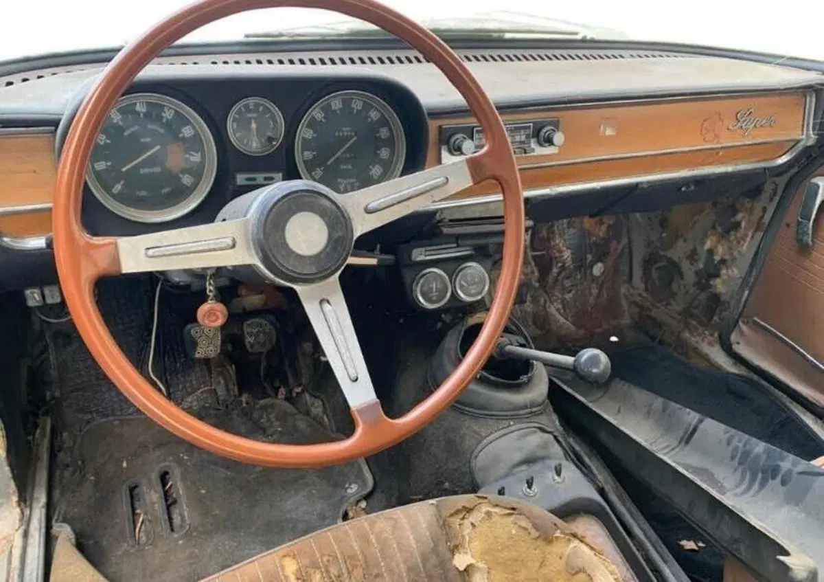 Alfa Romeo GIULIA SUPER BISCIONE DA RESTAURO   (11)