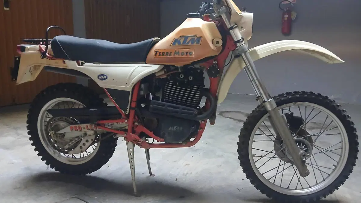 KTM   (2)