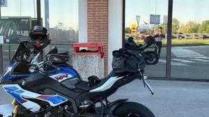 Bmw S 1000 XR (2017 - 19)  (6)