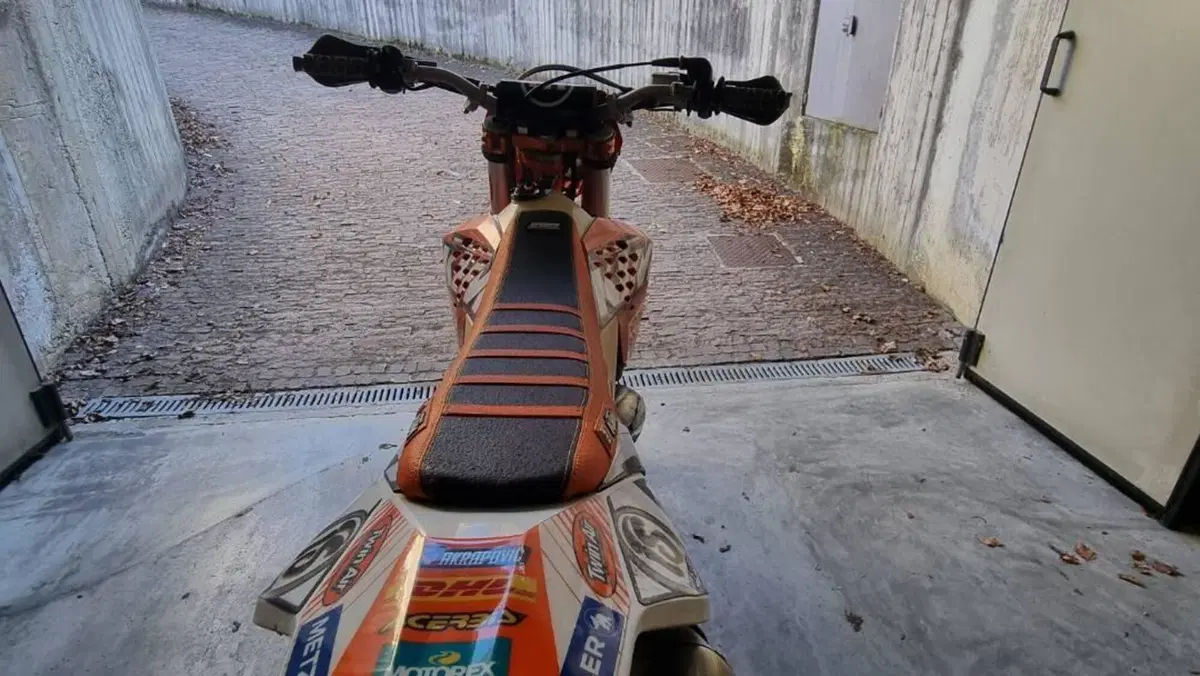 KTM 125 EXC (2011)  (6)