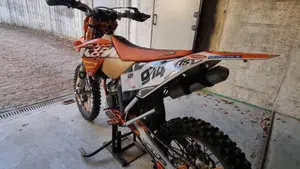 KTM 125 EXC (2011)  (7)