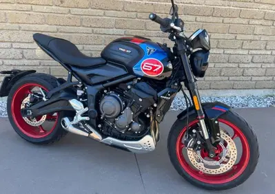 Triumph Trident 660 Triple Tribute Edition (2025 - 26) - Annuncio 10018216