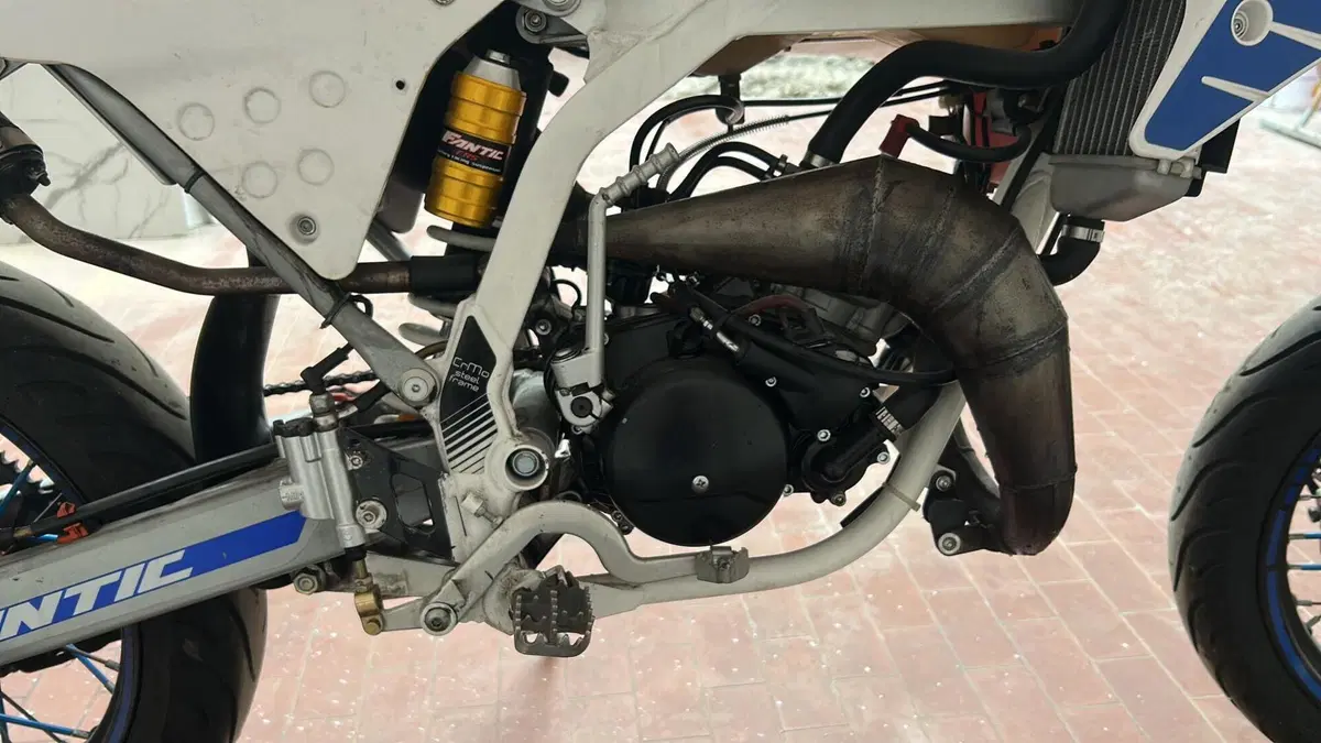 Fantic Motor Caballero 50 E Performance 2t (2016)  (3)