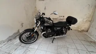 Moto Guzzi V9 Roamer (2018 - 20) usata