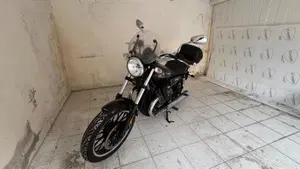 Moto Guzzi V9 Roamer (2018 - 20)  (2)