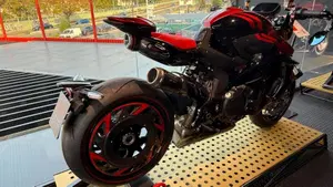 MV Agusta Rush 1000 (2023 - 26)  (5)