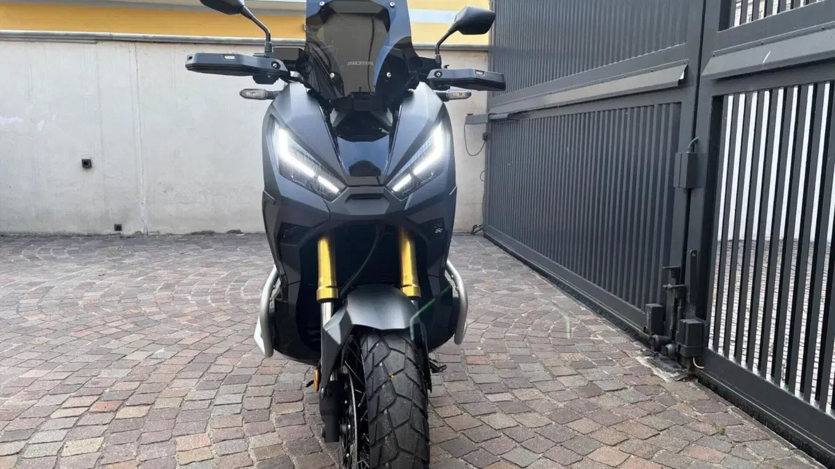 Honda X-ADV 750 DCT Gravel (2021 - 24)  (4)