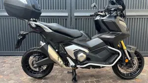 Honda X-ADV 750 DCT Gravel (2021 - 24)  (8)
