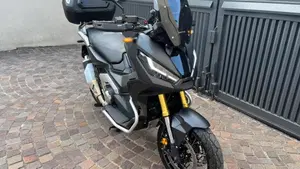 Honda X-ADV 750 DCT Gravel (2021 - 24)  (13)