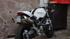 Ducati Monster 696 (2008 - 13)  (3)