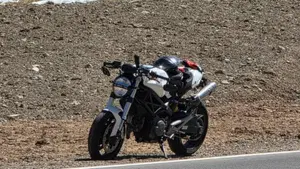 Ducati Monster 696 (2008 - 13)  (7)