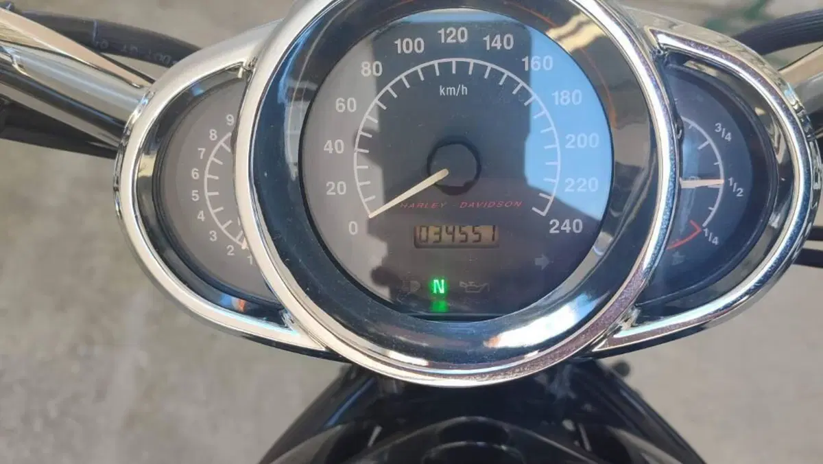 Harley-Davidson 1130 V-ROD (2002 - 05) - VRSCB  (5)