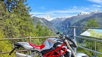 MV Agusta Brutale 910 S (2005 - 11) usata