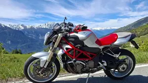 MV Agusta Brutale 910 S (2005 - 11)  (2)