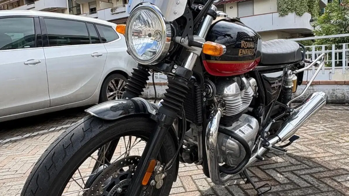 Royal Enfield Interceptor 650 (2021 - 26)  (3)