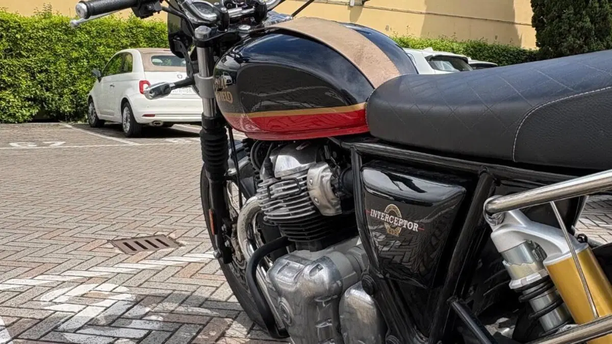 Royal Enfield Interceptor 650 (2021 - 26)  (8)