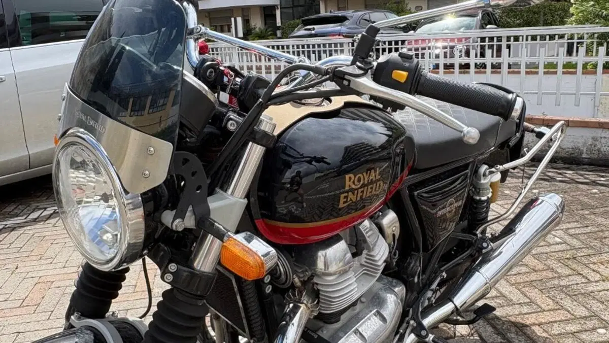 Royal Enfield Interceptor 650 (2021 - 26)  (17)