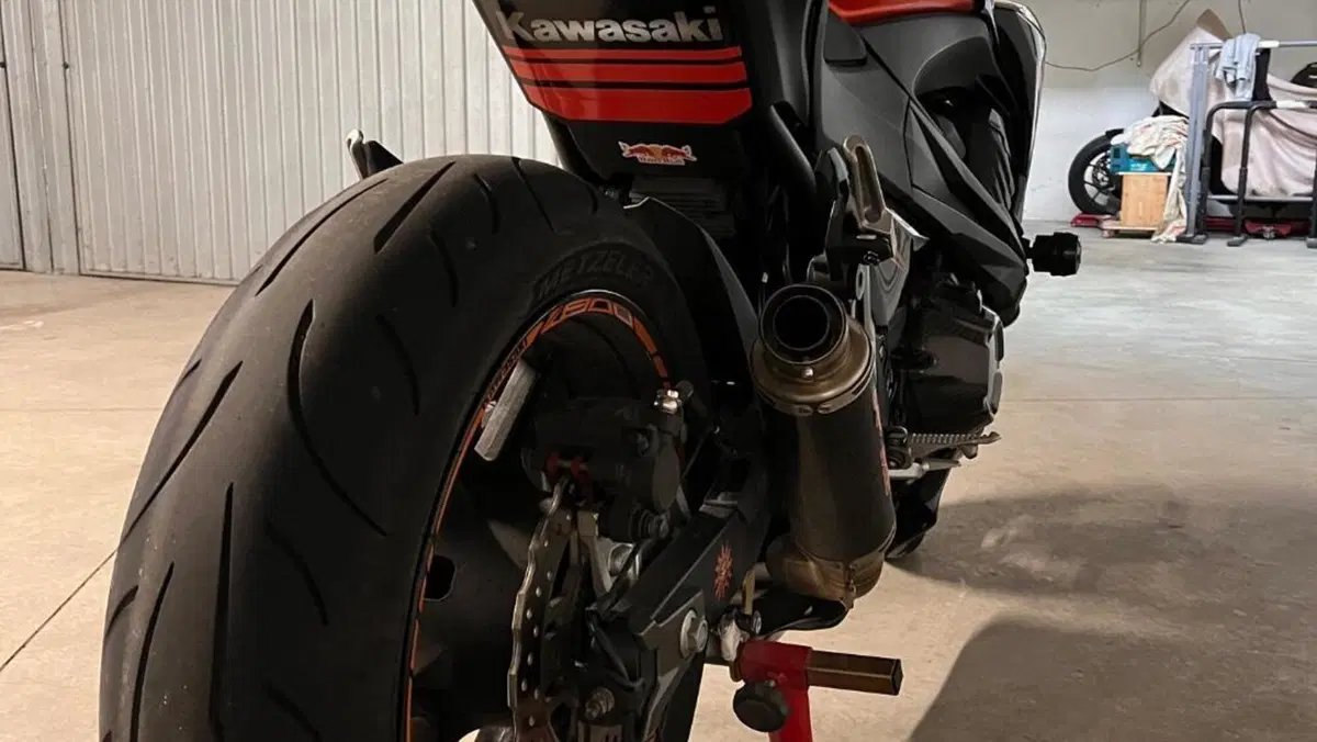 Kawasaki Z 800 e ABS (2012 - 16)  (5)
