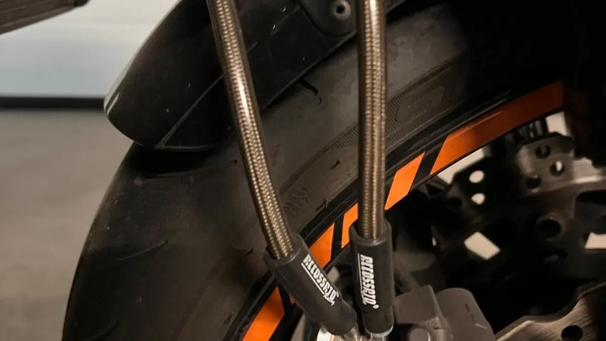 Kawasaki Z 800 e ABS (2012 - 16)  (6)